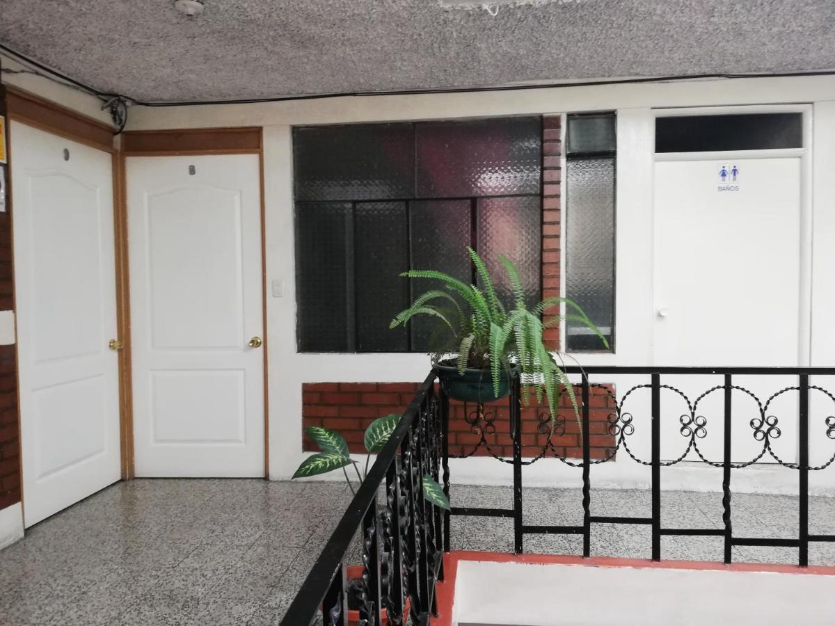 Hotel El Meson Guatemala Exterior photo